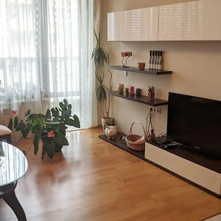 102 M2 Luxury 2 Bedroom In Apartment