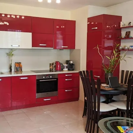 102 M2 Luxury 2 Bedroom In Apartment *