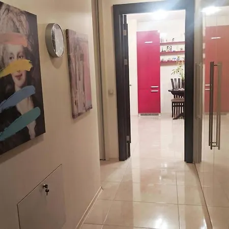 Apartment 102 M2 Luxury 2 Bedroom In